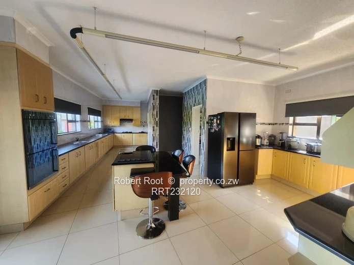 Elegant 6 Bedrooms Fully Furnished Double Storey House