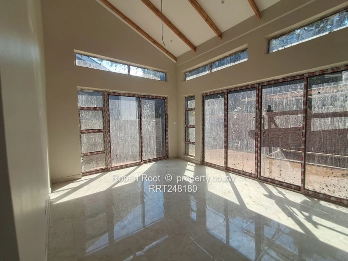 Brand new 4 bed family cluster