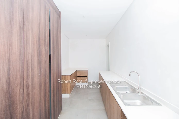 Modern Newly Built, 4 Bed Family Home, On 2000 Sqm