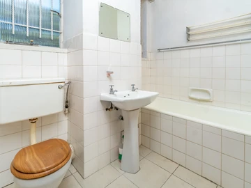 3 Bedroom Garden Flat