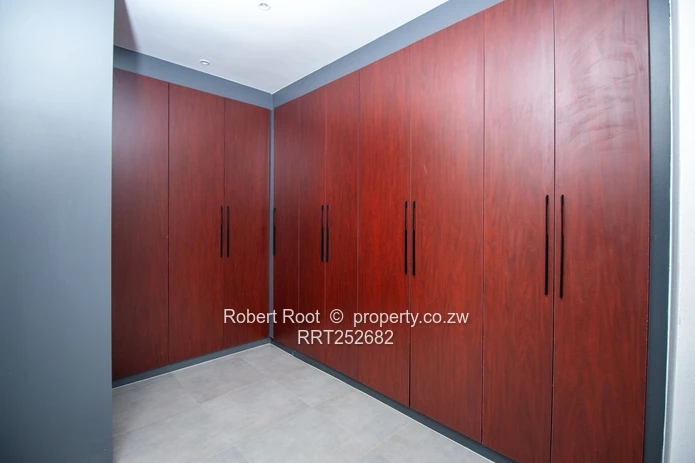 Modern newly built, 4 Bed family home, on 2000 sqm, off Carrick Creagh in Quinnington, Harare.
