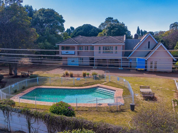 5 Bedroom House
