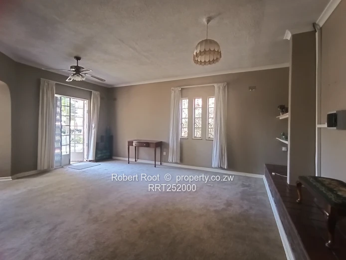 2 bed complex cottage in Greendale