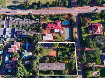 3 Bedroom Flat & Apartment