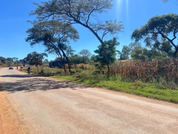 Commercial & Industrial Land