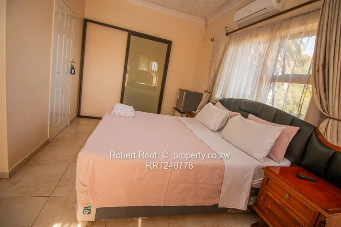 Exceptional fully furnished BNB in Hillside (Sole Mandate)