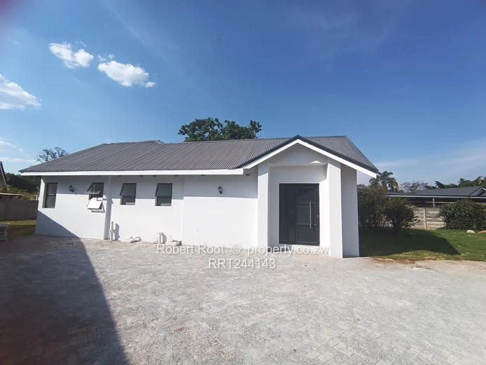 3 bed cluster home in Mount Pleasant