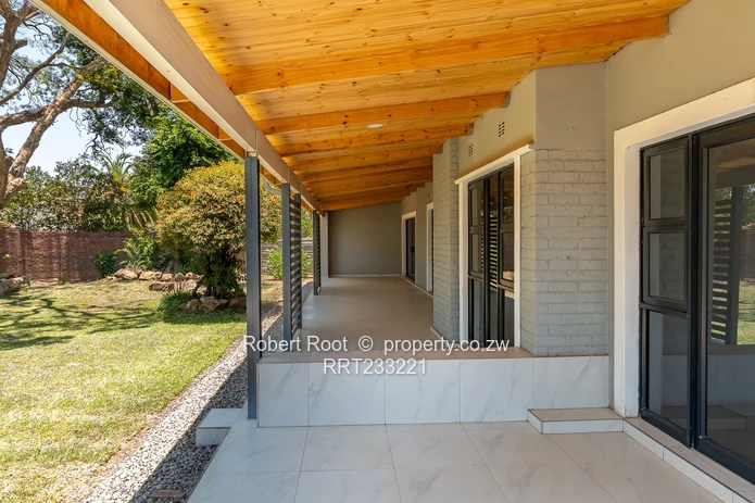 Renovated commercial property in Eastlea