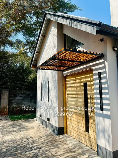 2 bed diplomat residence in Highlands