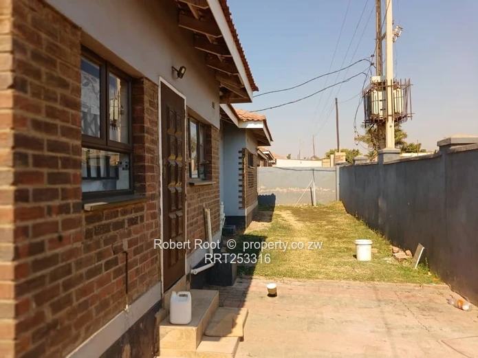 4 Bedroomed House To Rent In Madokero