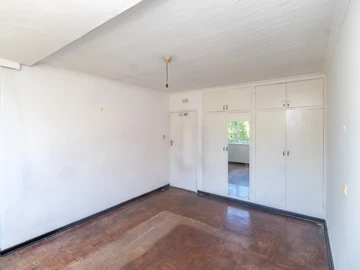 3 Bedroom Garden Flat
