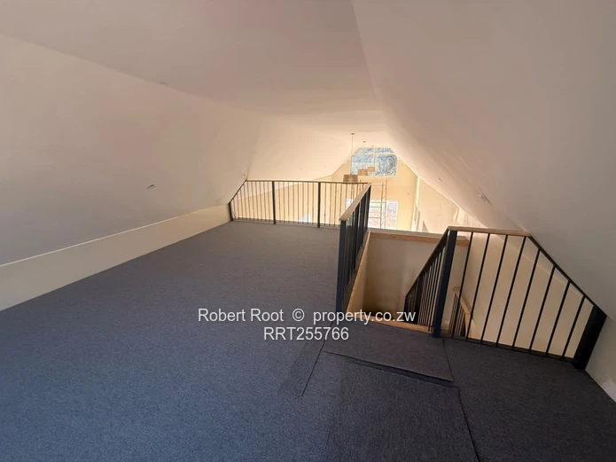 Lovely 4 bed cluster with upstairs loft!