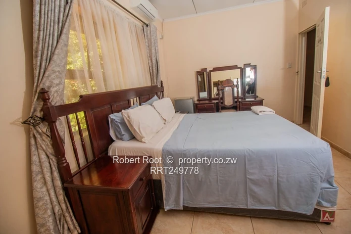 Exceptional fully furnished BNB in Hillside (Sole Mandate)