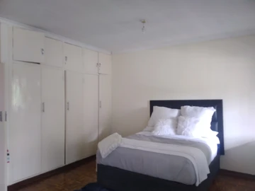 2 Bedroom Garden Flat