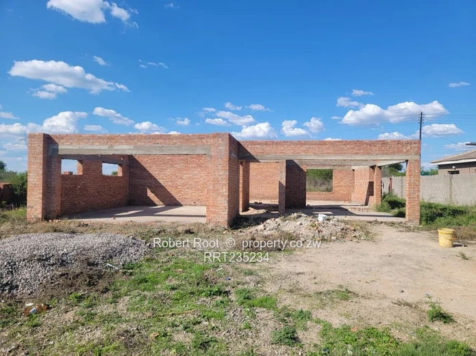 Incomplete 3 Bed House-Hopeville Bulawayo