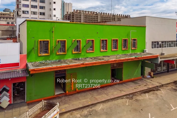 Prime Cbd Location!!