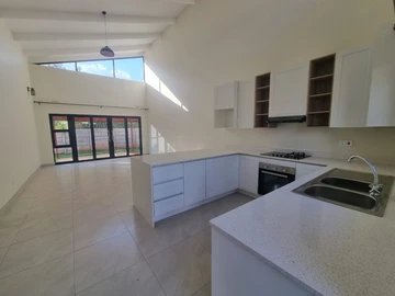 2 Bedroom Garden Flat