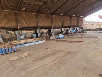Warehouse & Factory