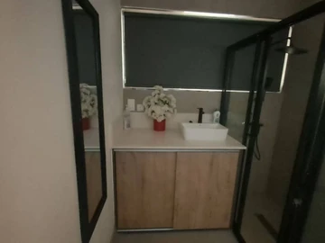 Flat & Apartment