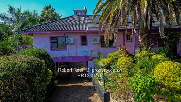 Exceptional fully furnished BNB in Hillside (Sole Mandate)
