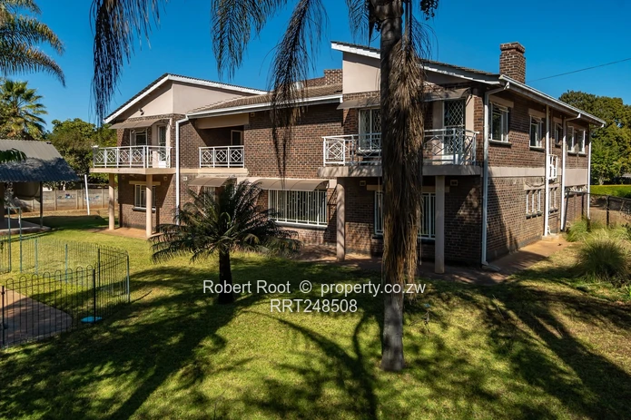 Potential Commercial Property in Great Location