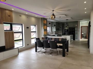 4 Bedroom Townhouse Complex