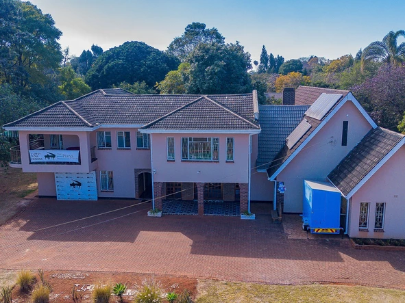 5 Bedroom House