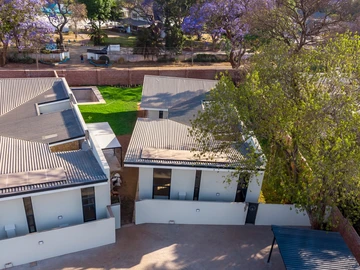 3 Bedroom Garden Flat