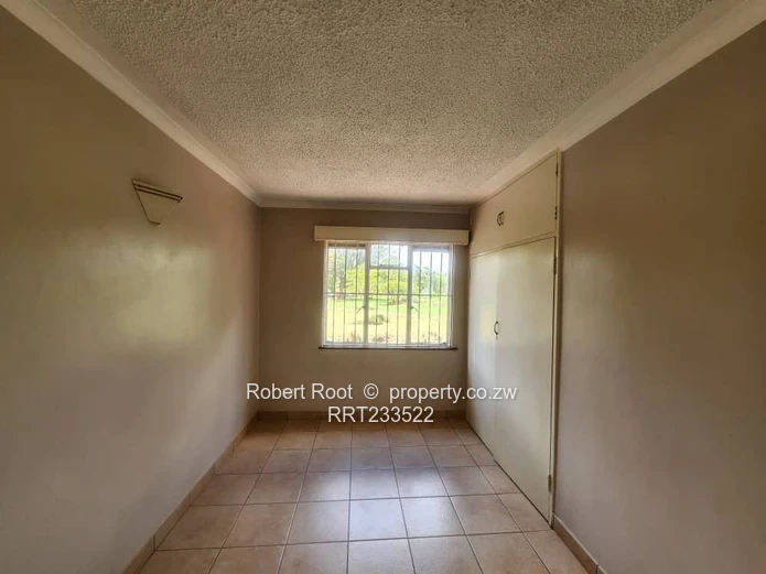 3 Bedroom Duplex Flat to Rent in Marlborough 