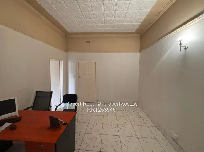 2 Offices to Rent 