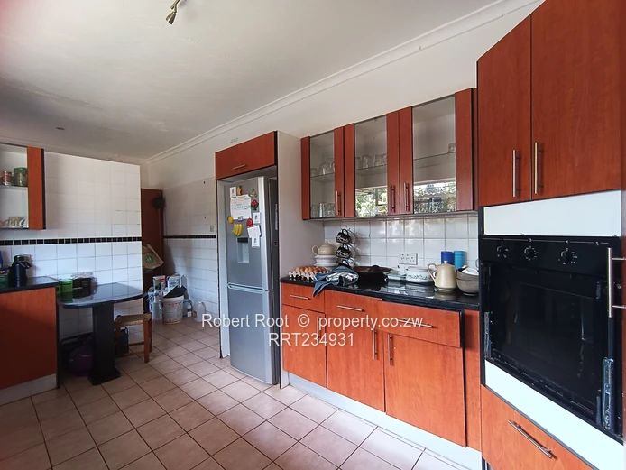 4 bed Commercial or residential property in Rolf Valley