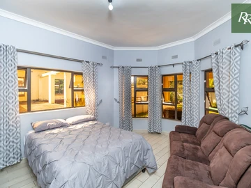 4 Bedroom Townhouse Complex