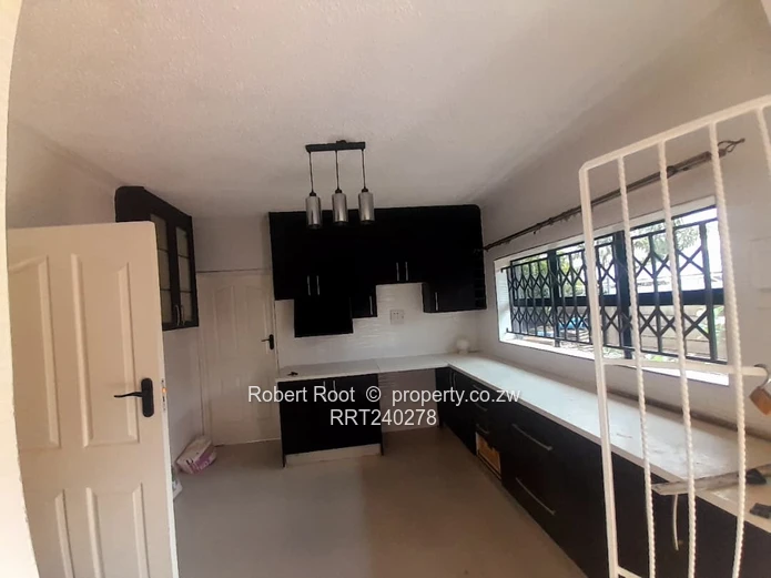 4 Bedroom House to rent in Cranborne.