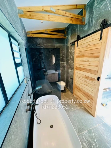 2 bed diplomat residence in Highlands