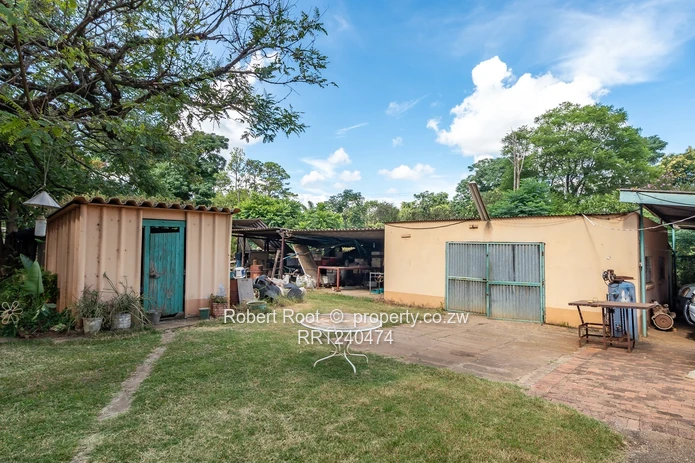 7,729sqm Near Major Routes With Good Borehole | Developer's Dream (Sole Mandate)