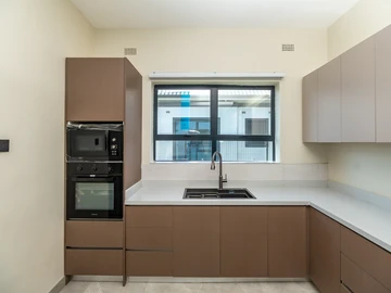 4 Bedroom Townhouse Complex