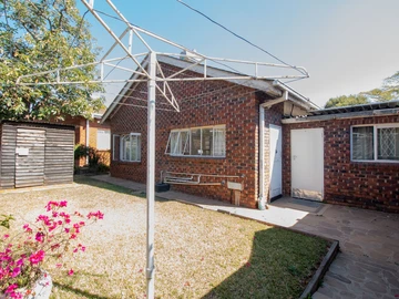 2 Bedroom House