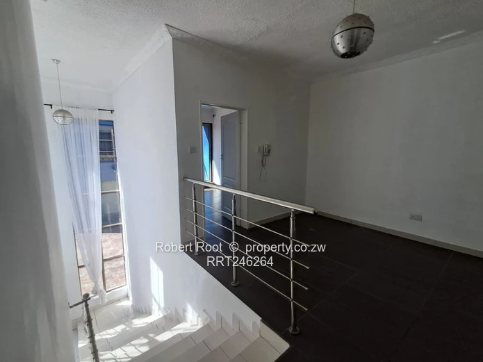 Spacious 3 bed duplex townhouse