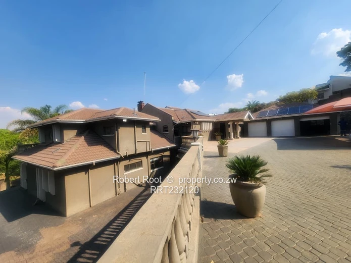 Elegant 6 Bedrooms Fully Furnished Double Storey House