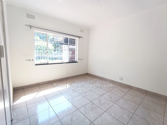 3 bed home in Mabelreign