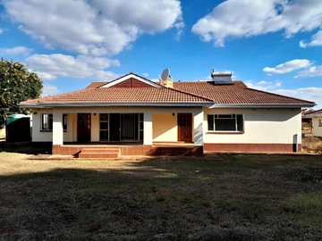 4 Bedroom Flat & Apartment