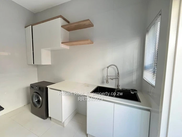 Modern 3 bed Cluster in Mount Pleasant