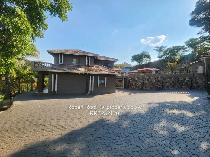 Elegant 6 Bedrooms Fully Furnished Double Storey House