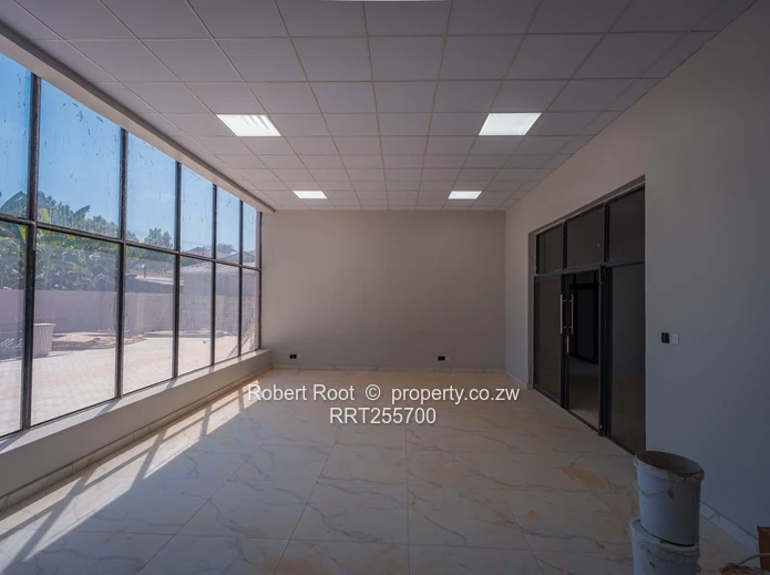 Prime commercial space in Avondale