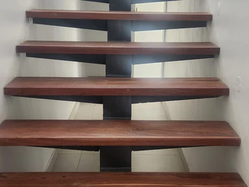 4 Bedroom Garden Flat