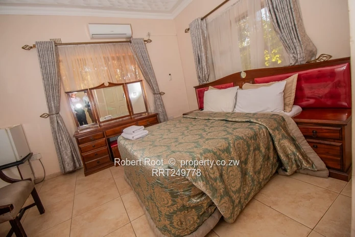 Exceptional fully furnished BNB in Hillside (Sole Mandate)