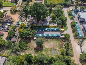 Commercial & Industrial Land