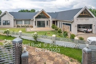 Stunning Home in Prestigious Neighboorhood