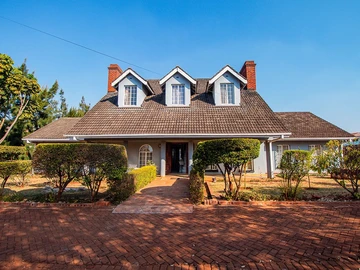 5 Bedroom House
