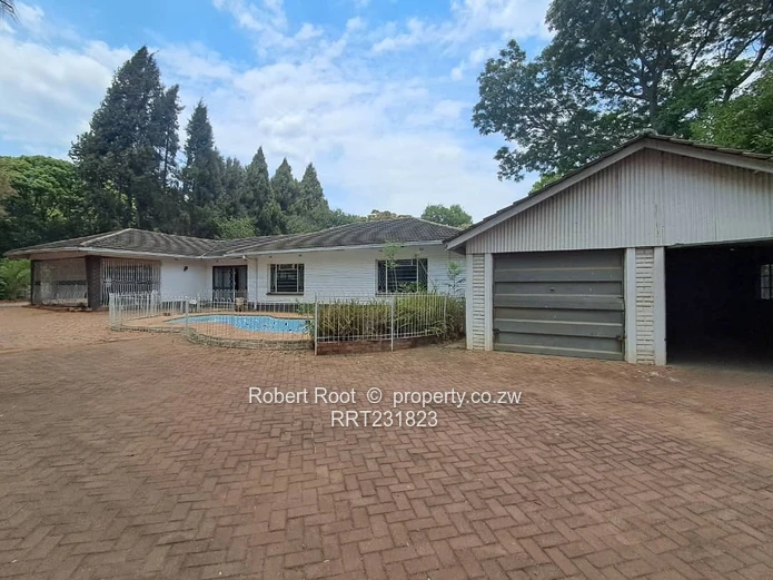 Neat 4 bed home in Borrowdale
